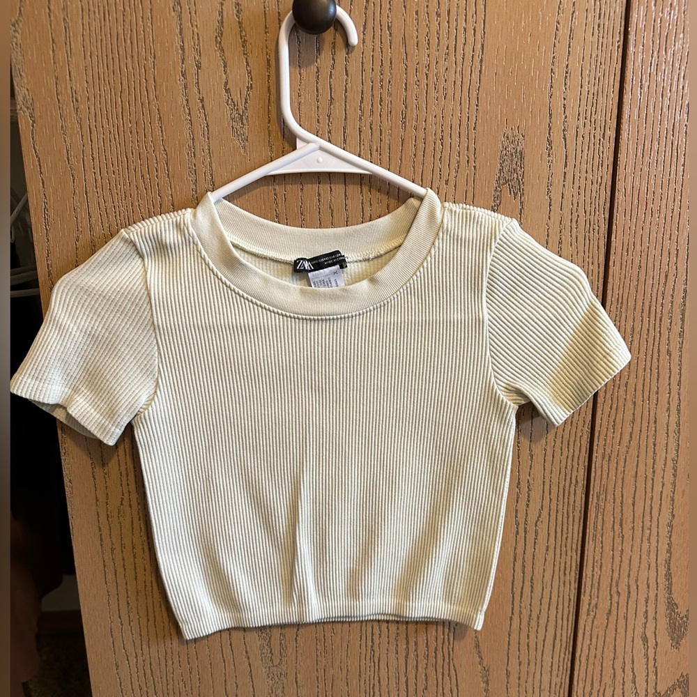 Zara cropped, ribbed baby tee